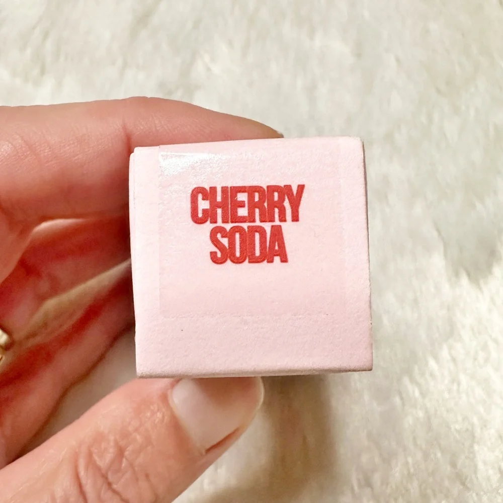 NIB Jeffree Star Velvet Trap Lipstick in Cherry Soda Full Size 3.3g